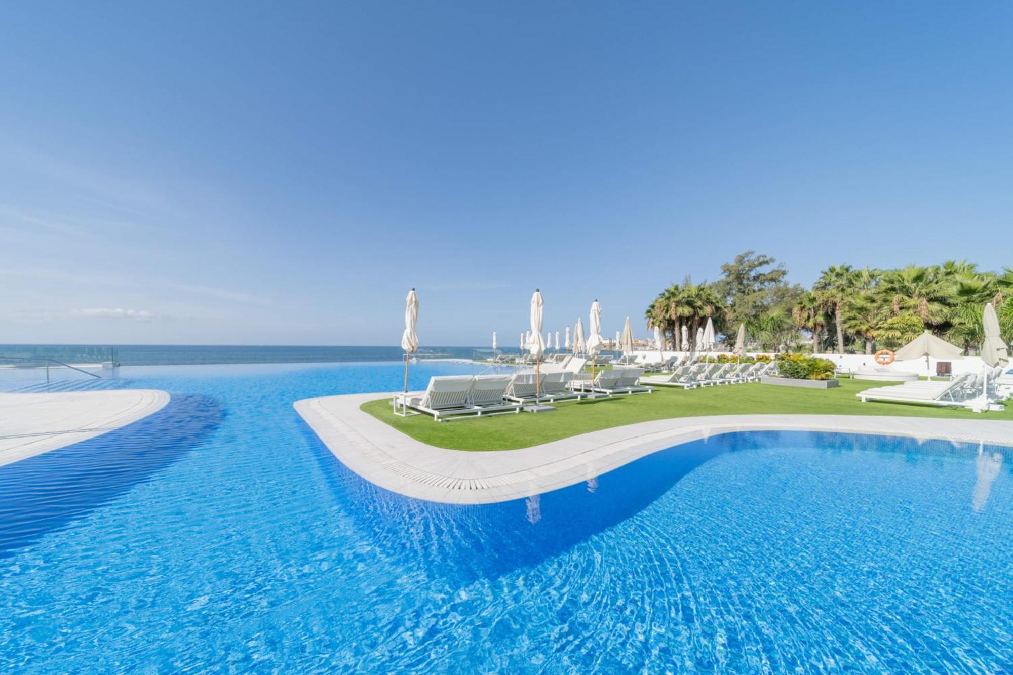 Resort Cordial Santa Agueda & Perchel Beach Club Ла-Плайя-де-Арнегин Экстерьер фото