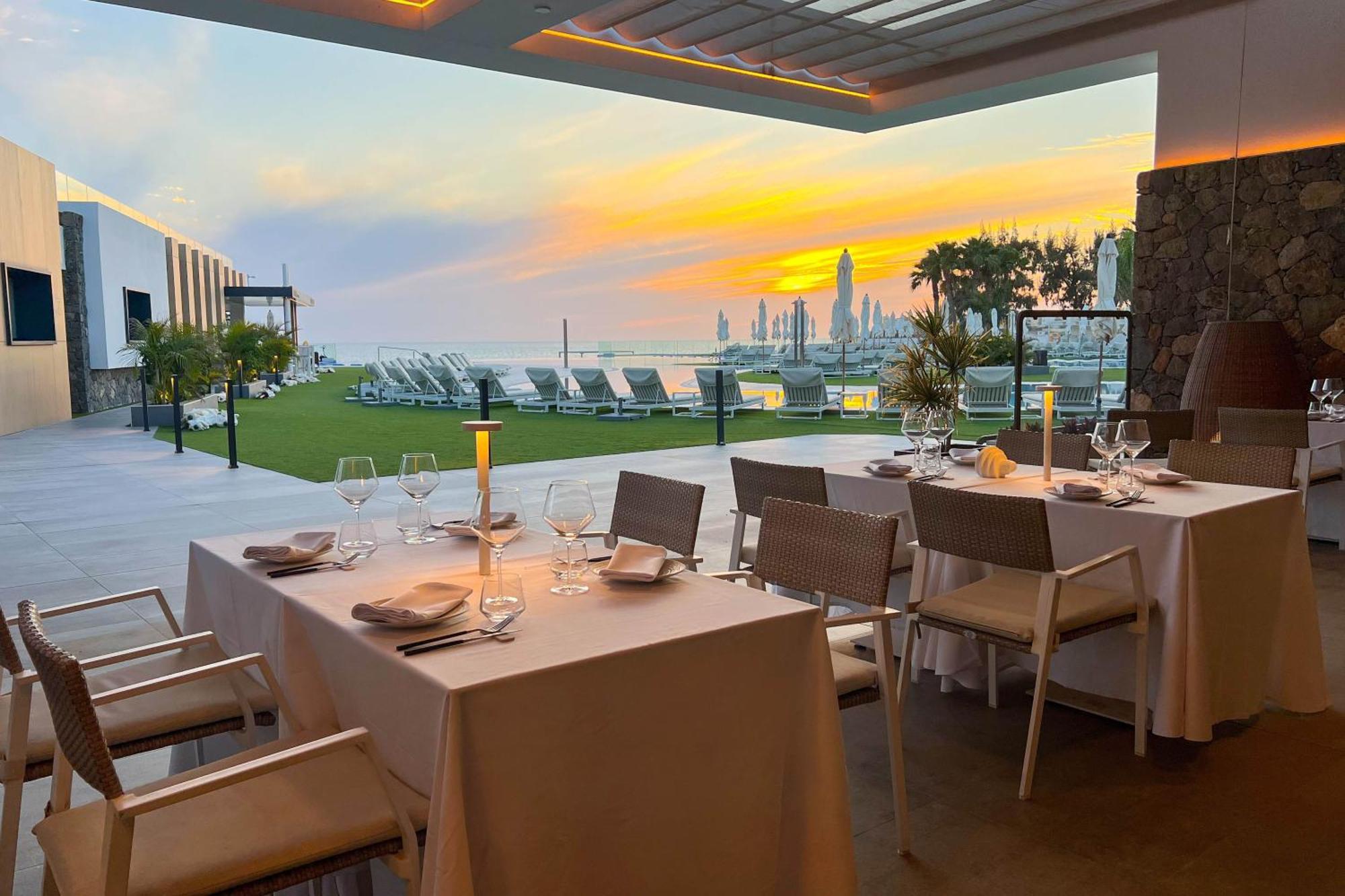 Resort Cordial Santa Agueda & Perchel Beach Club Ла-Плайя-де-Арнегин Экстерьер фото